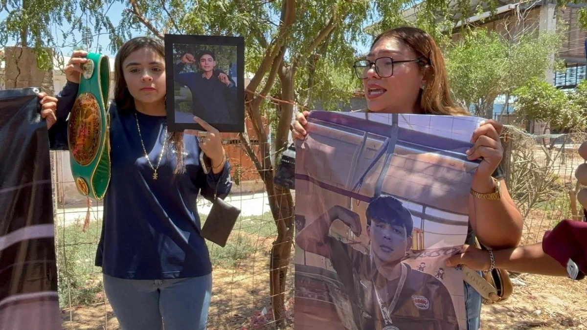 Madre de joven boxeador exige justicia ante gira presidencial en Sonora