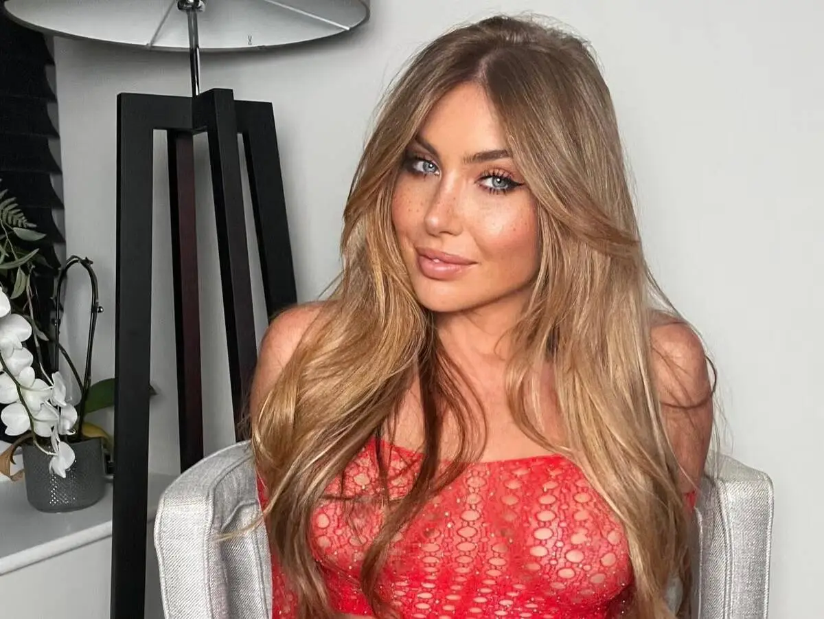 ¡Escándalo total! Famosa modelo de OnlyFans gastará una fortuna para casarse consigo misma 🚨