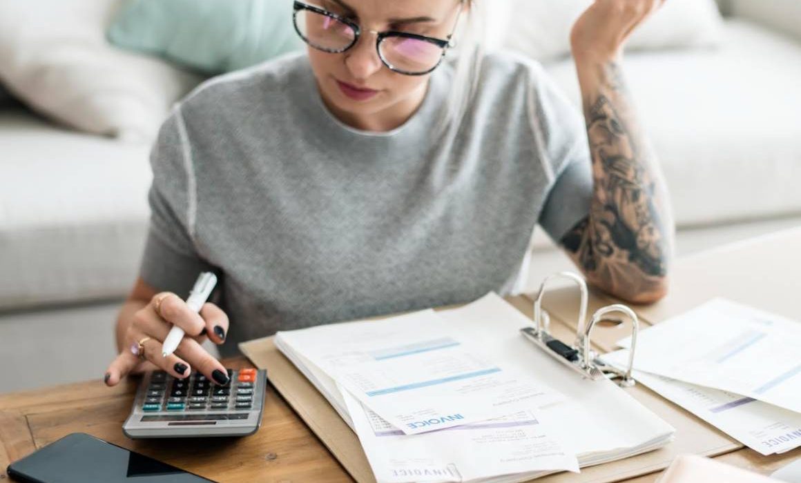 ¡ALERTA FINANCIERA! 🚨 Experto revela la CLAVE para tus DEUDAS