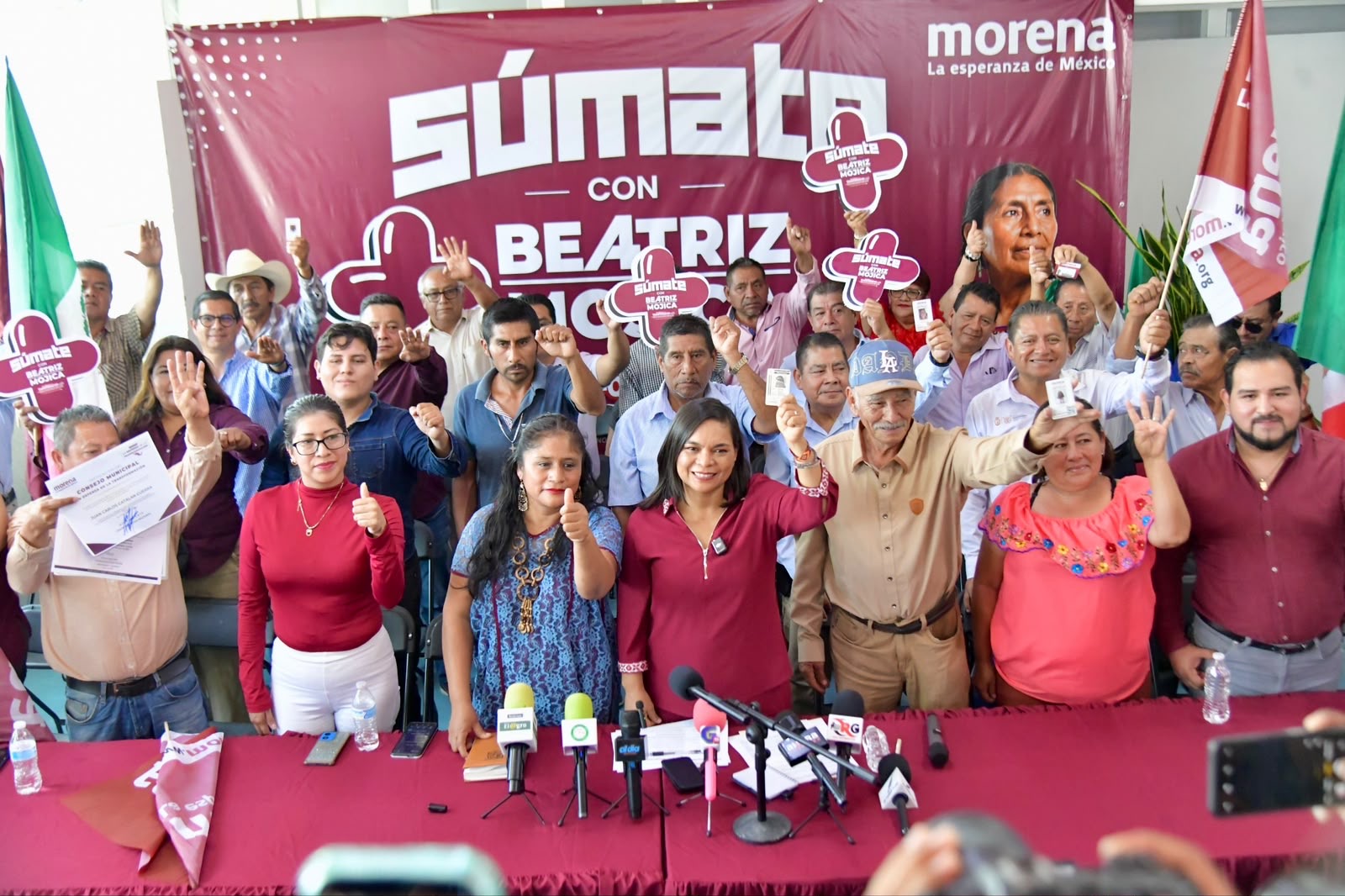 ¡GOLPE POLÍTICO! 🚨 Fundadores de Morena se unen a Beatriz Mojica