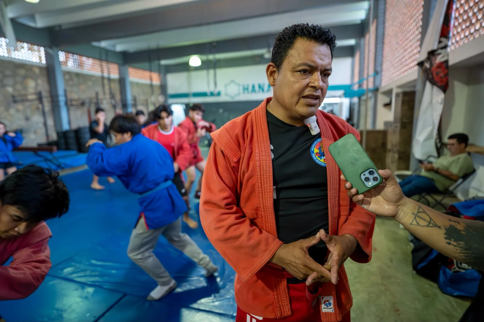 ¡CRISIS! Atletas Guerrerenses en Riesgo de Perder Mundial de Sambo en Grecia 🚨